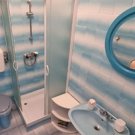 Guest house And With Parking Space Supetar, Brac - 5658 Supetar