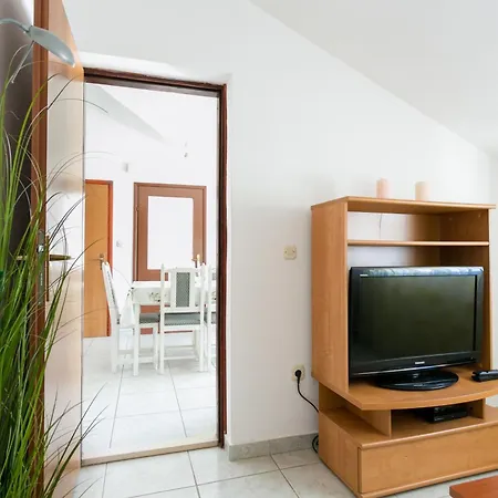 And With Parking Space Supetar, Brac - 5658 Гостевой дом 3*