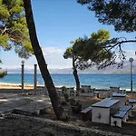 Gasthuis And With Parking Space Supetar, Brac - 5658 Supetar