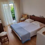 And With Parking Space Supetar, Brac - 5658 Pensjonat 3*